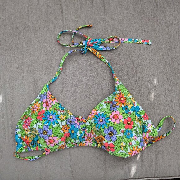 Plus Size Floral Bikini - Picture 1 of 5